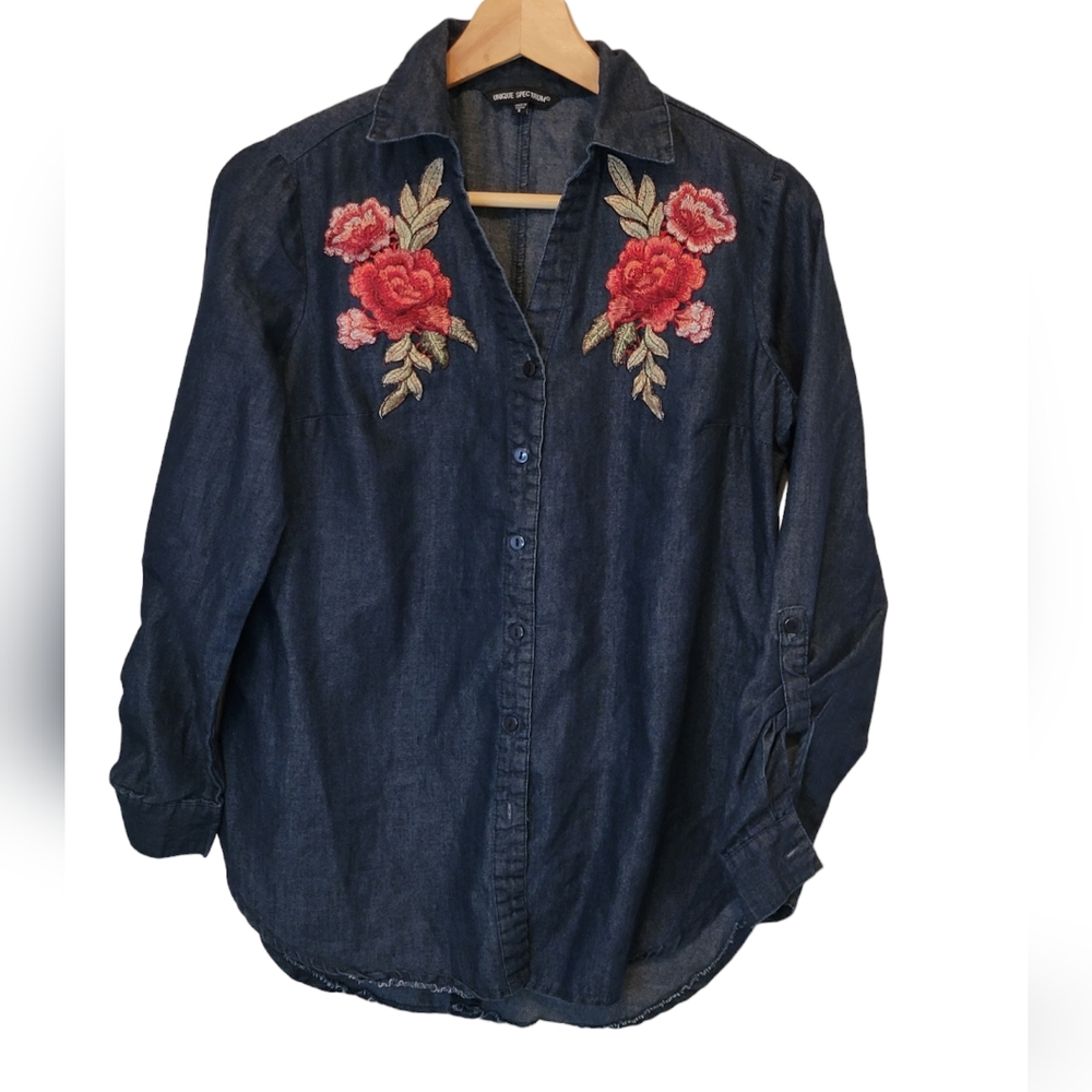 Unique Spectrum Women's Chambray Top w/Embroidered Detail Size Small